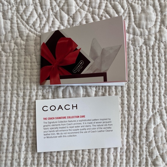 New Coach brown wristlet - Picture 7 of 9